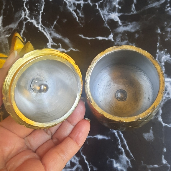 Decorative Brass Pineapple Container/Box - Picture 3 of 7